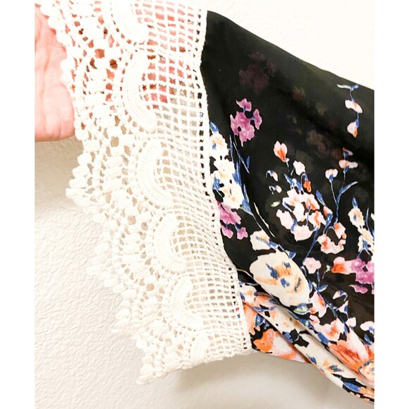 UMGEE Black Lace Floral Kimono BoHo Cover Up Size S/M - Picture 3 of 6